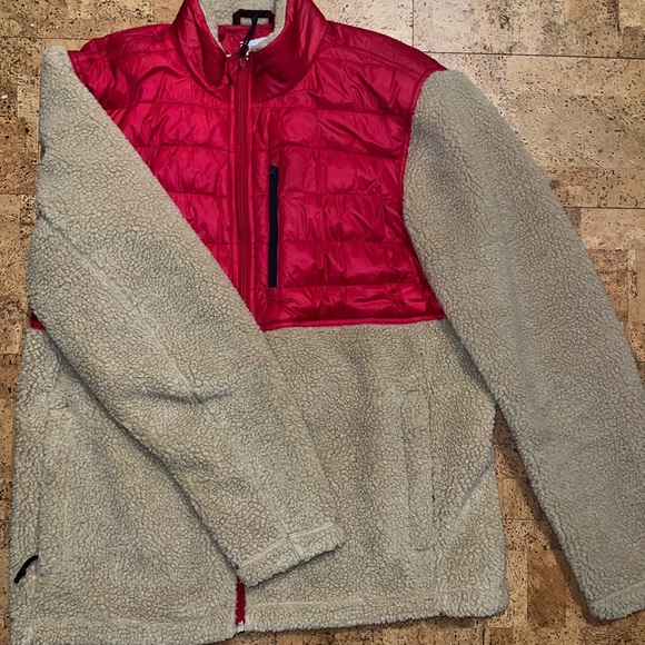 Gap Jacket. Brand new - Picture 2 of 4